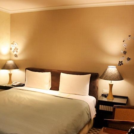 Astar Hotel Тайбей Екстер'єр фото
